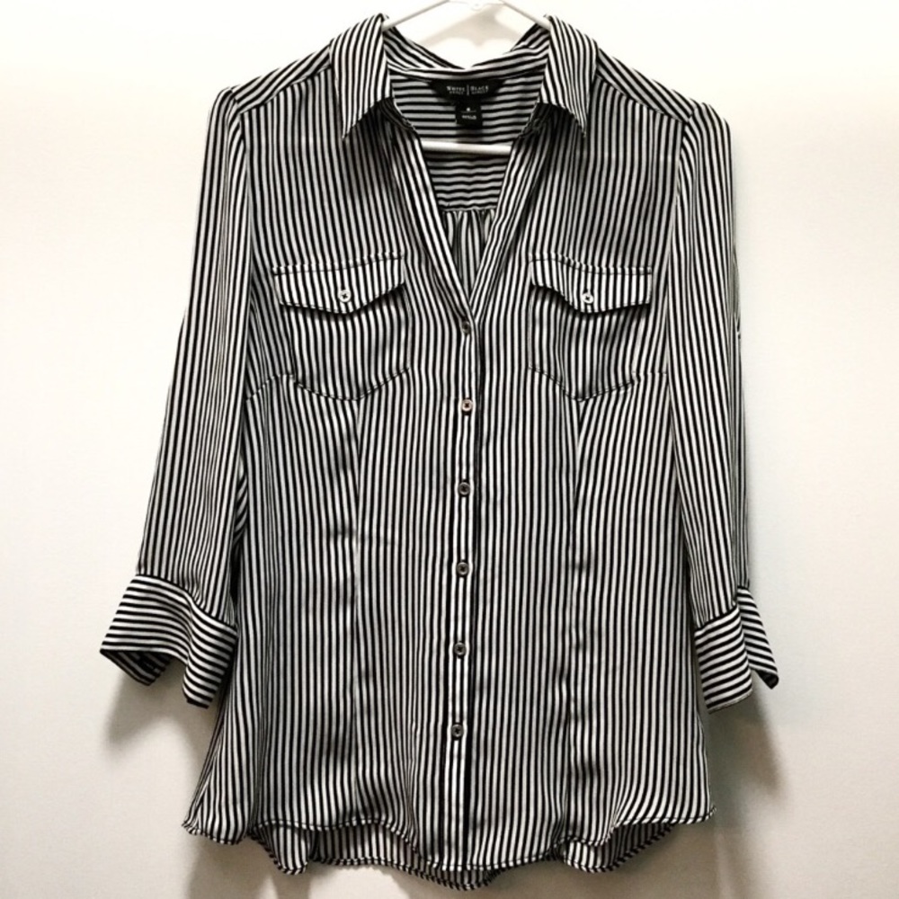 ✨WHITE HOUSE BLACK MARKET Pin Stripe Button Down